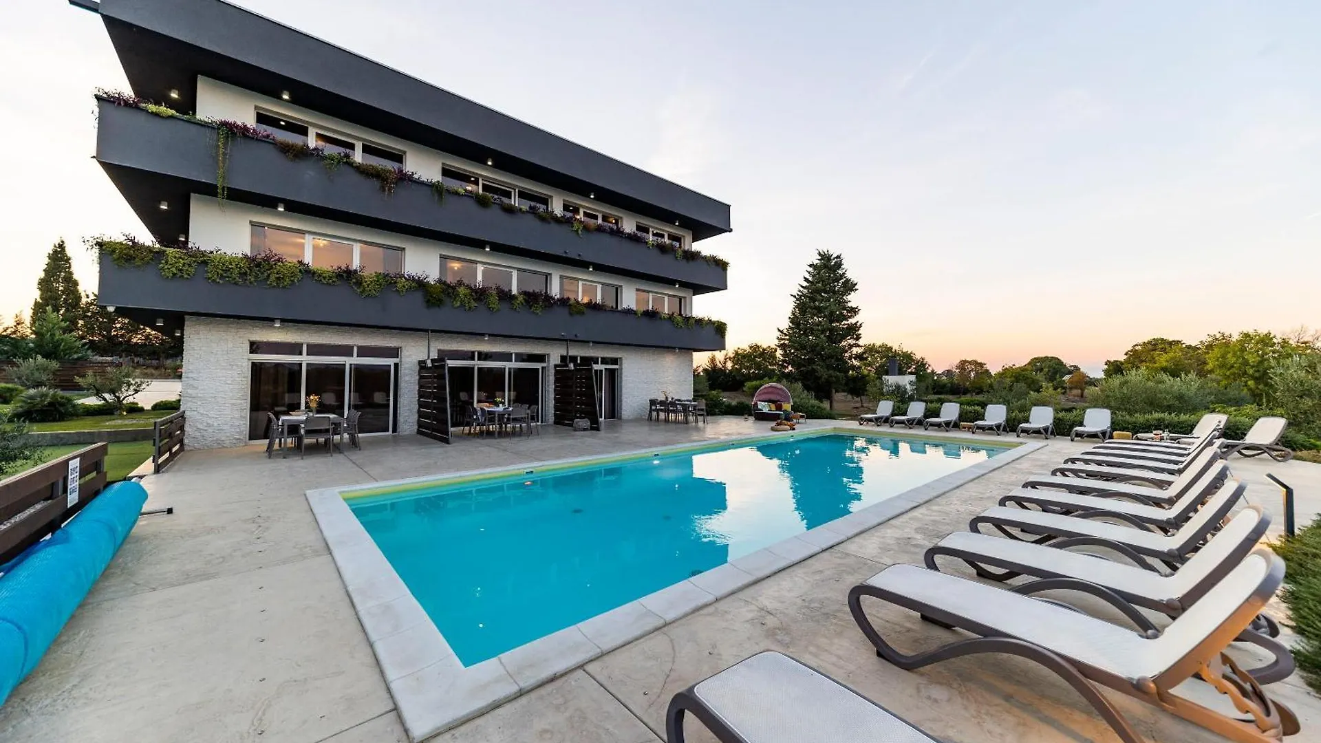 Villa Mendula Nin Croatia
