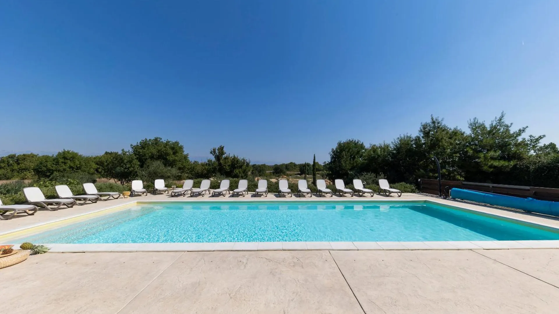Villa Mendula Nin