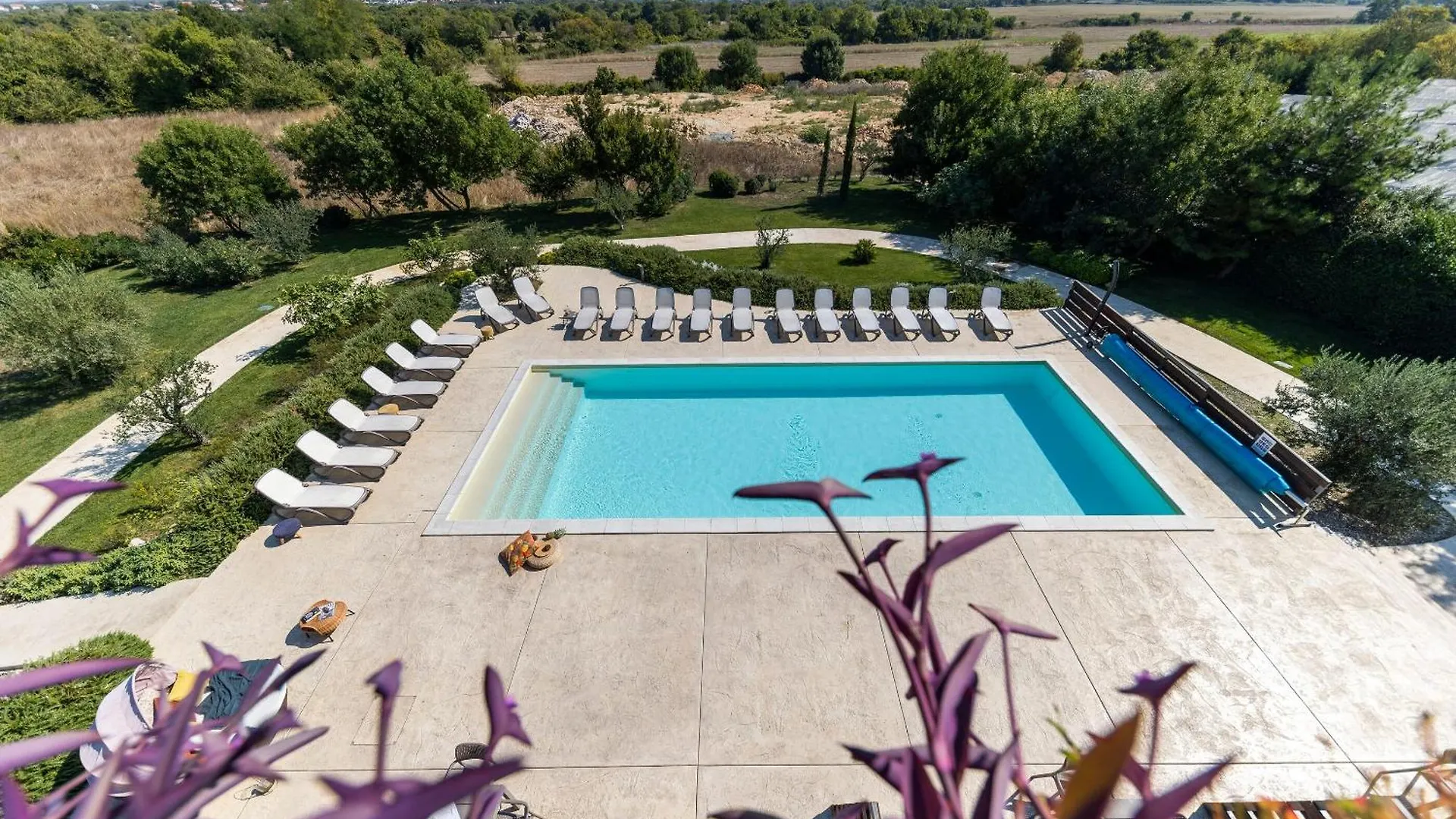 Villa Mendula Nin